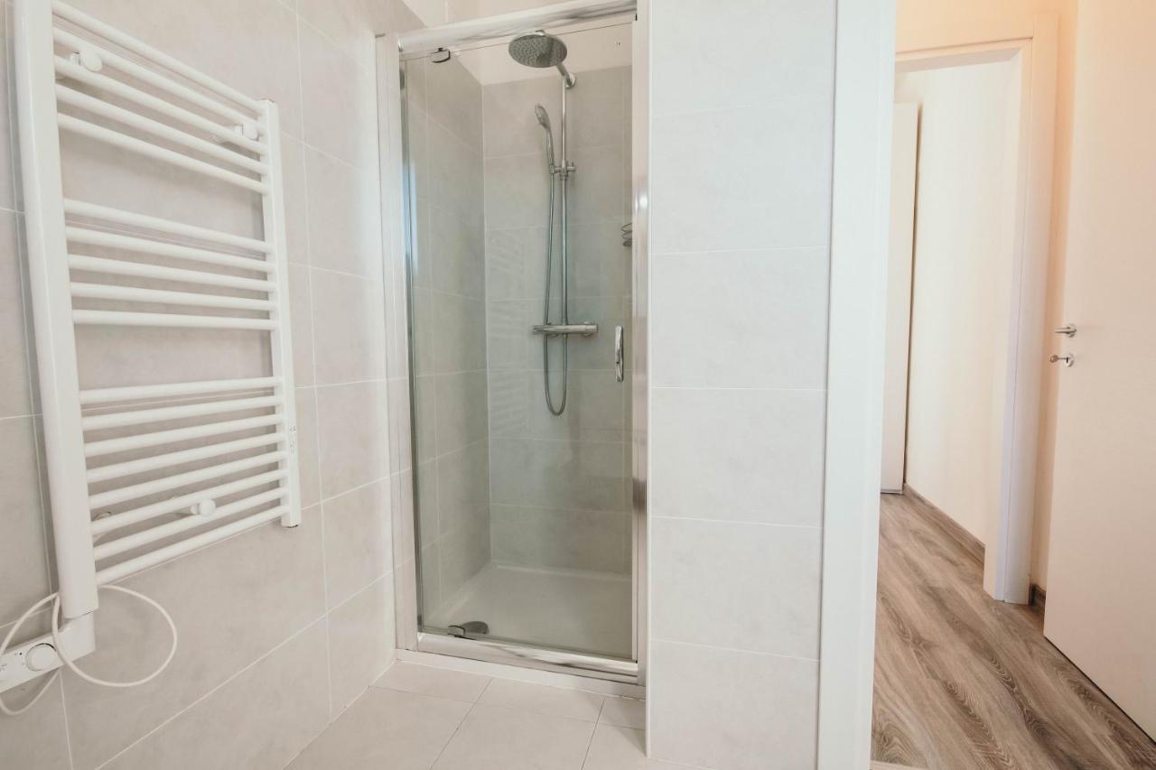 Al 13 Rosso - Lakeside Leisure & Business Stresa Buitenkant foto