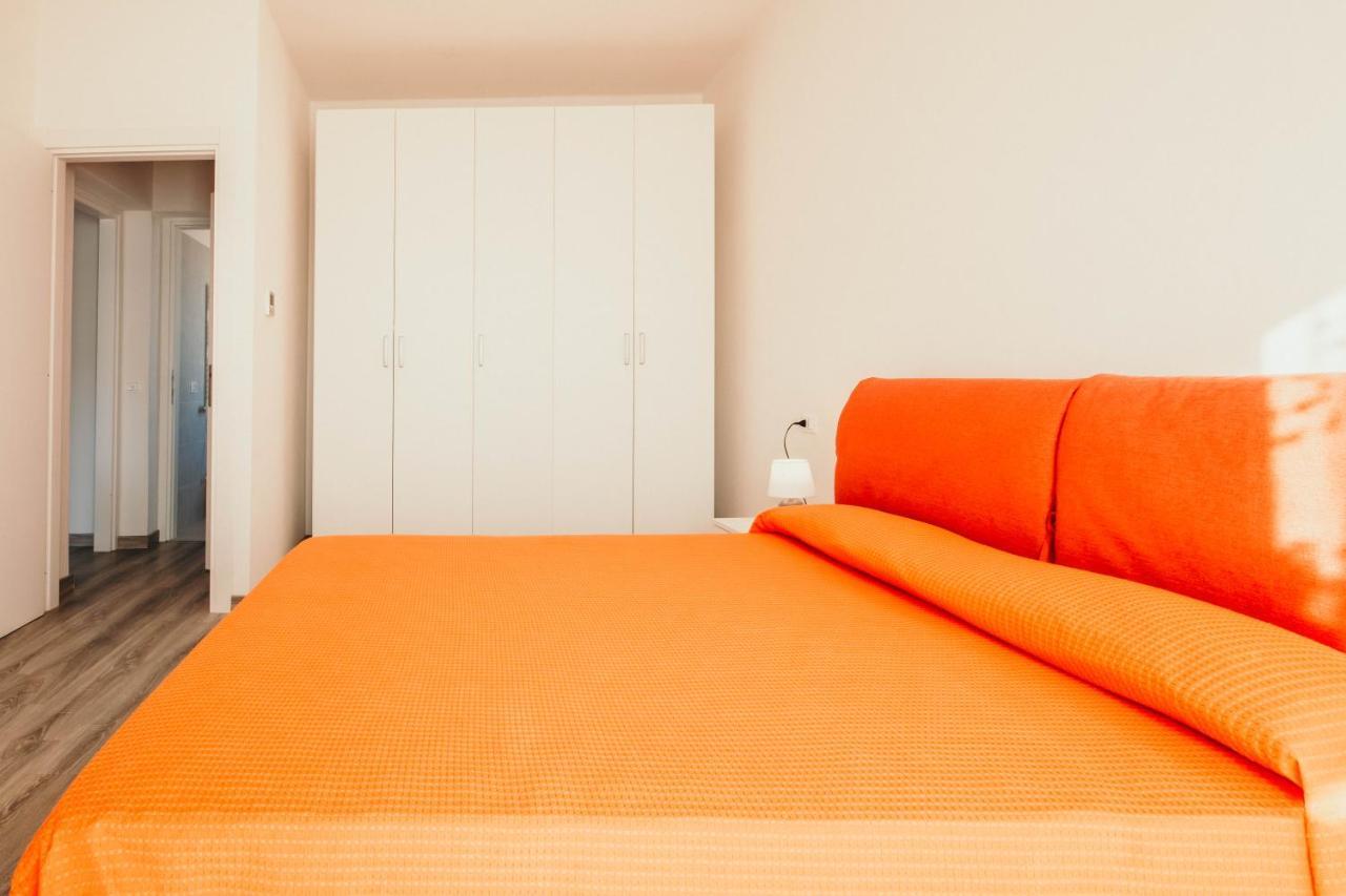 Al 13 Rosso - Lakeside Leisure & Business Stresa Buitenkant foto