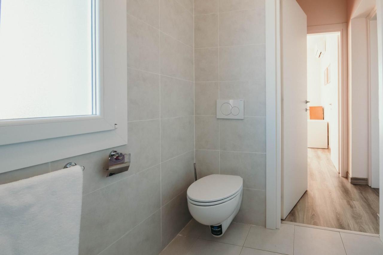 Al 13 Rosso - Lakeside Leisure & Business Stresa Buitenkant foto